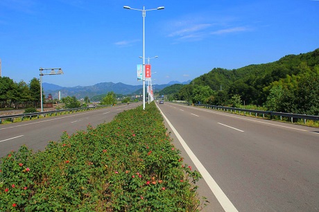 交通工程：丽浦线
