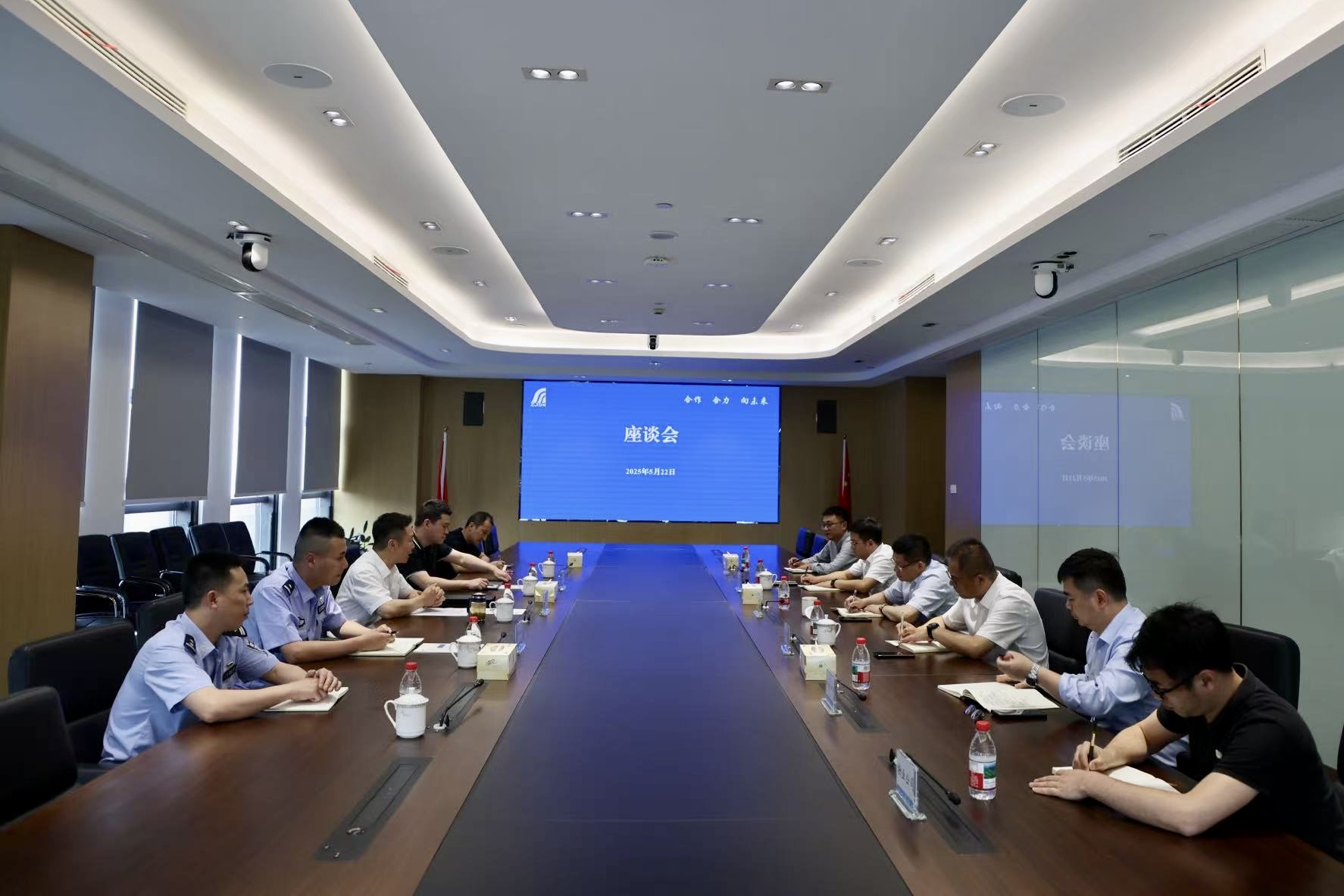 王伟一行莅临公司调研指导工作