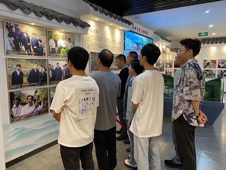 参观党性教育基地2.jpg
